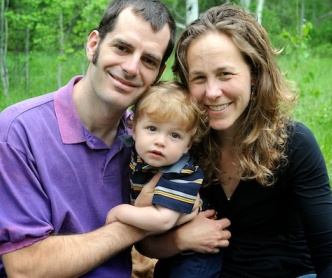 WendyWray&Familywebsized Wendy Wray, her husband and son outside