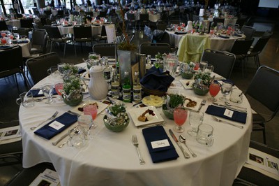 08 Luncheon tables