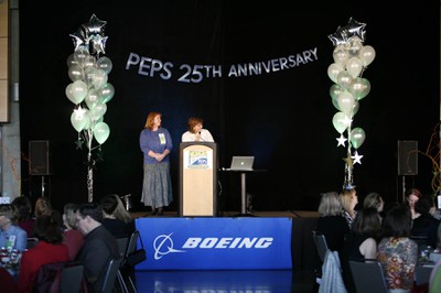 Luncheon 08 Mary Ellen and Cara