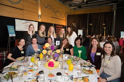 Luncheon Table 2016 - 2