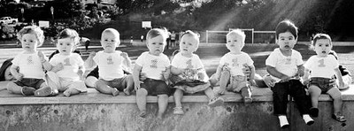 Babiesoncouchb&w